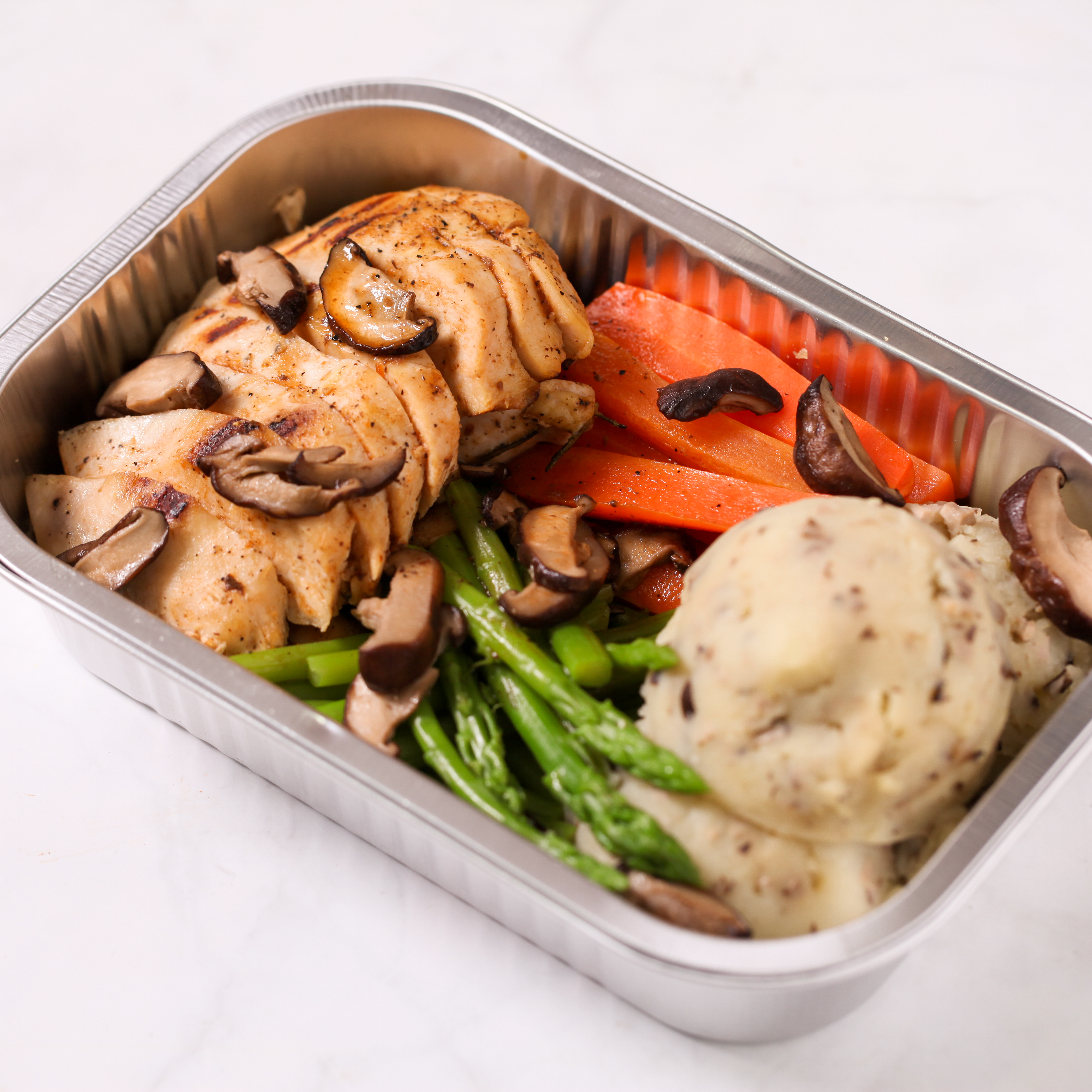 Marinated Chicken with Creamy Mash Ready Meal