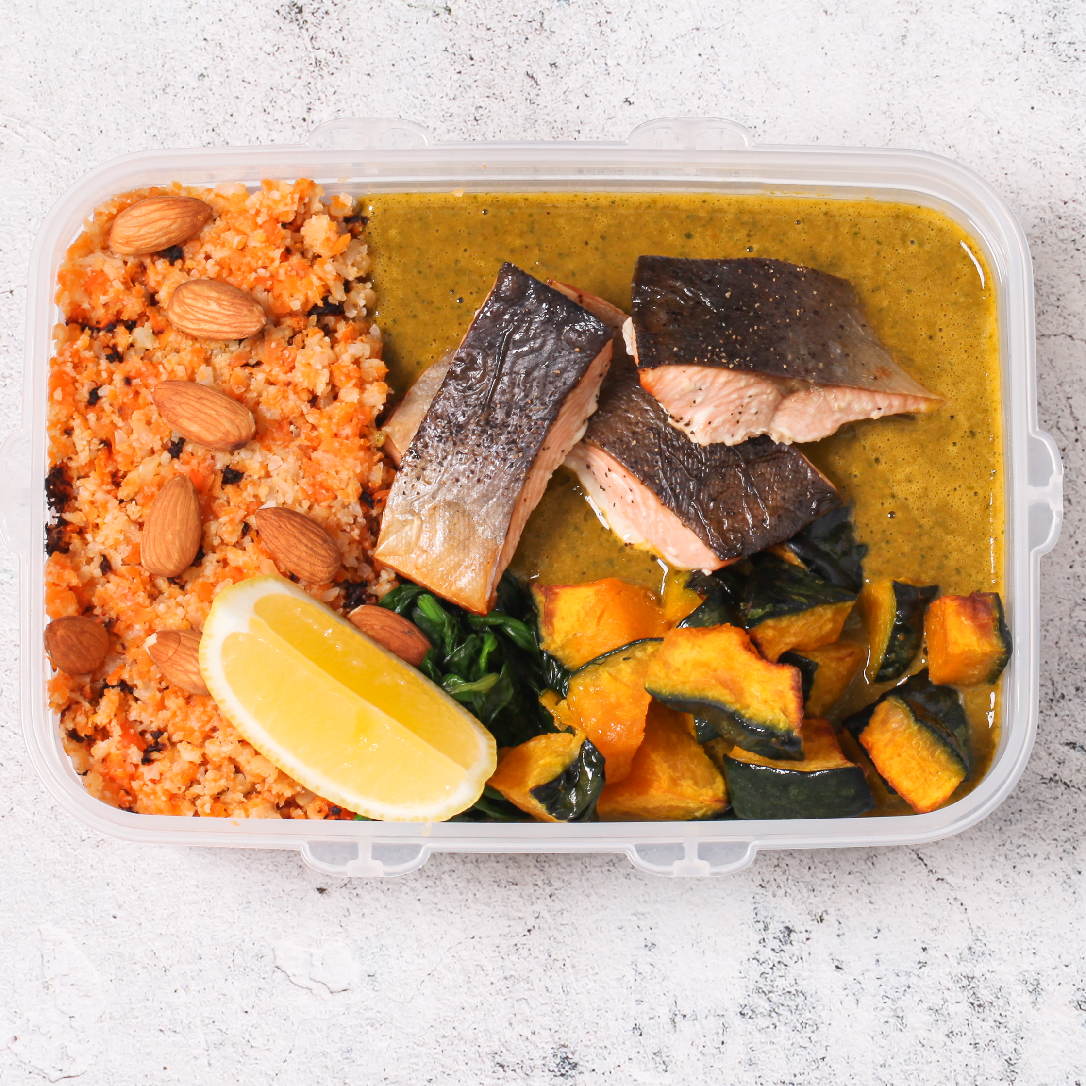 Roast Pink Salmon in Kale & Coconut Curry Ready Meal