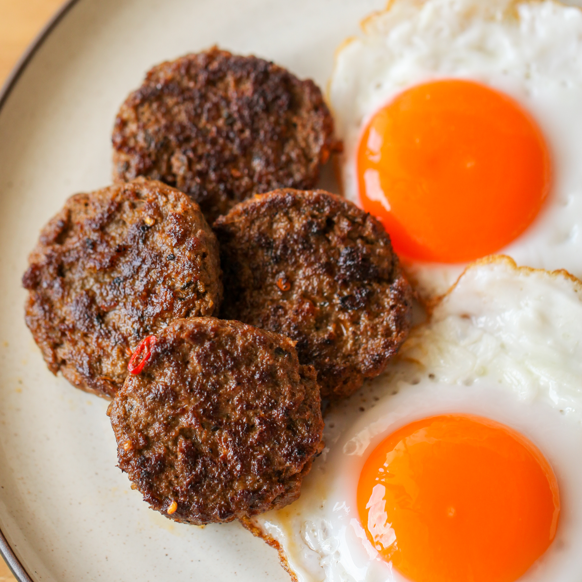 Spicy American-style beef breakfast sausage patties