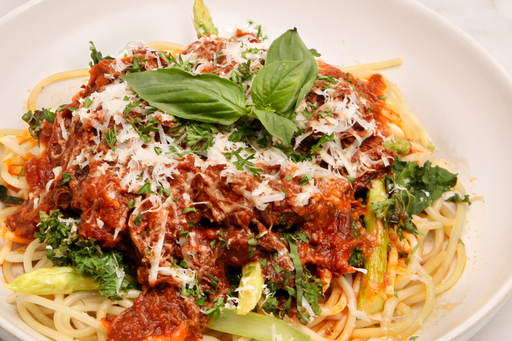 Beef ragu pasta with kale & asparagus
